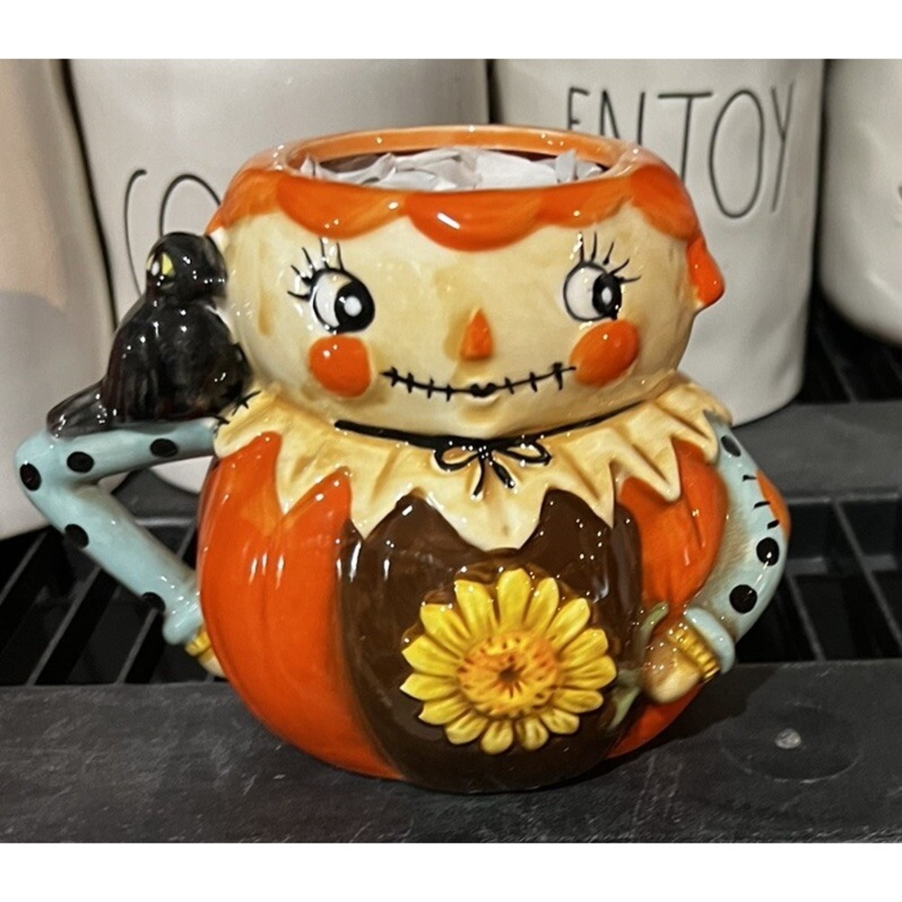 Johanna Parker Halloween Scarecrow Female Pumpkin Peeps Mug - New